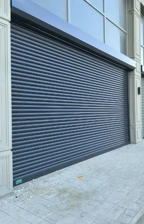 Galvaniz Çelik Kepenk — Mağaza ve İşyeri için Ekonomik Güvenlik | Egepen Akçayapı